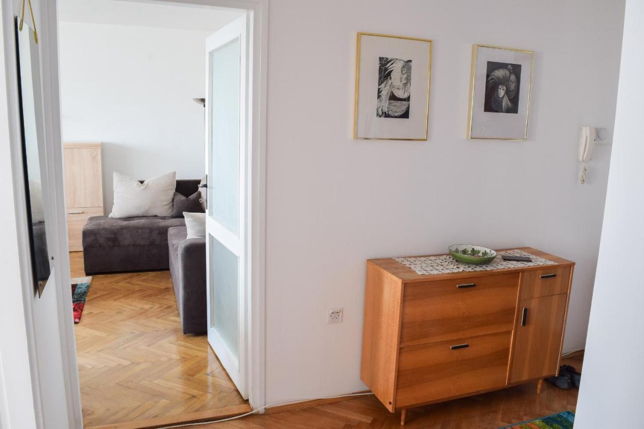 Apartman Bane 021 With A View Novi Sad Exterior photo